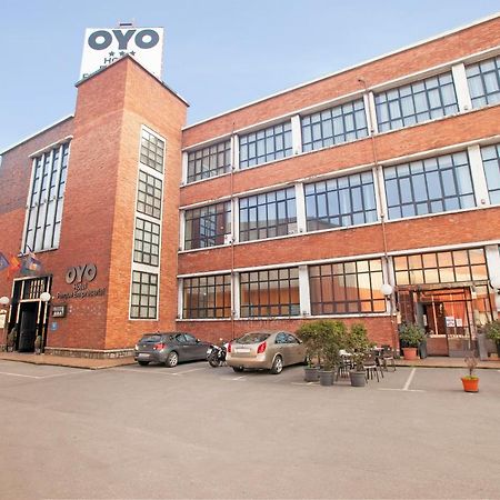 Oyo Hotel Parque Empresarial Aviles Luaran gambar