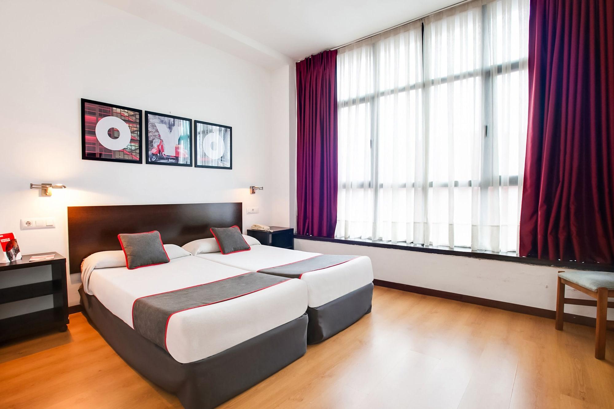 Oyo Hotel Parque Empresarial Aviles Luaran gambar