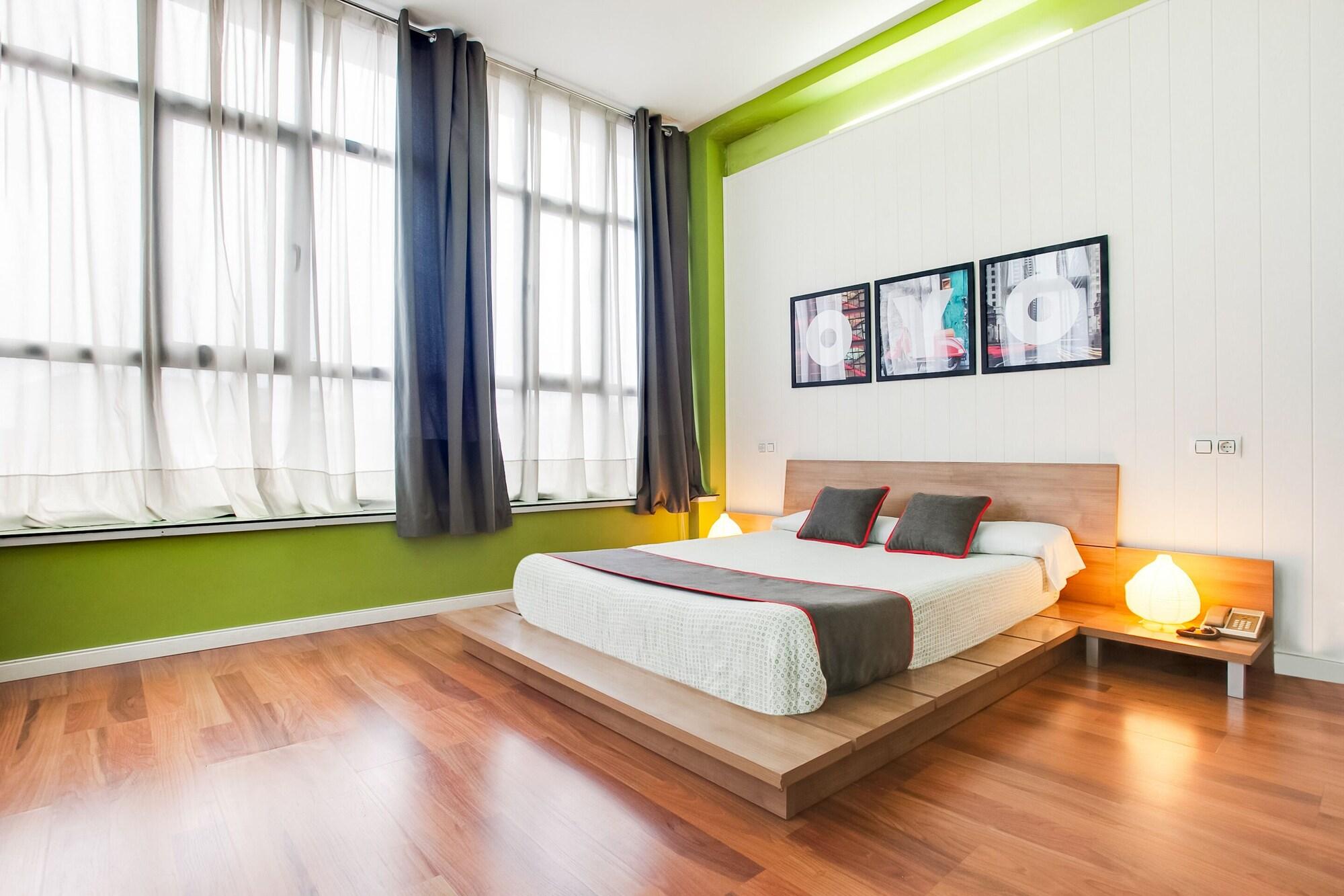Oyo Hotel Parque Empresarial Aviles Luaran gambar