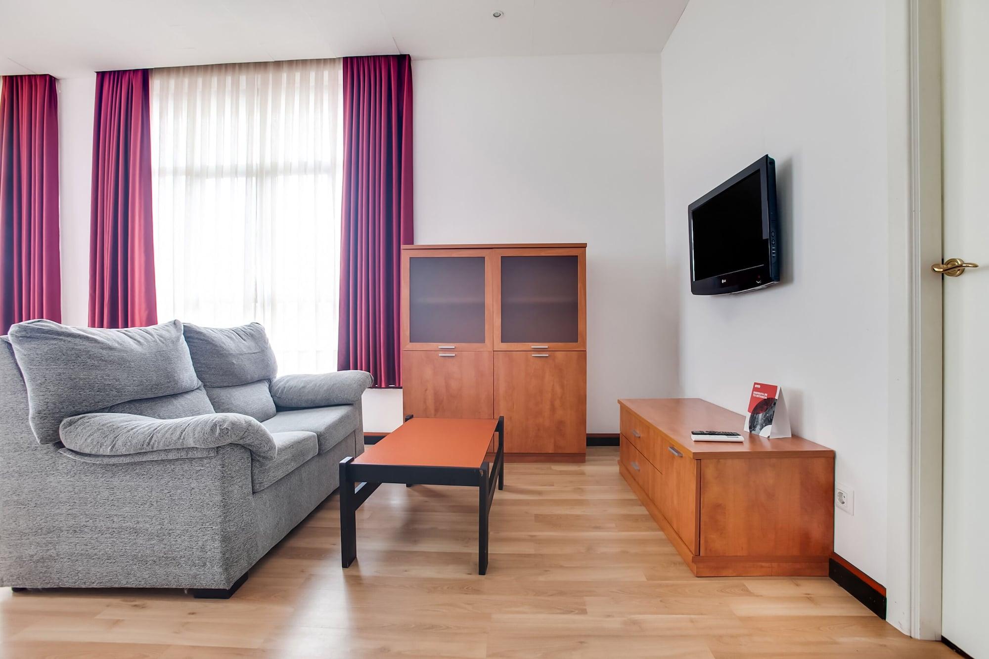 Oyo Hotel Parque Empresarial Aviles Luaran gambar