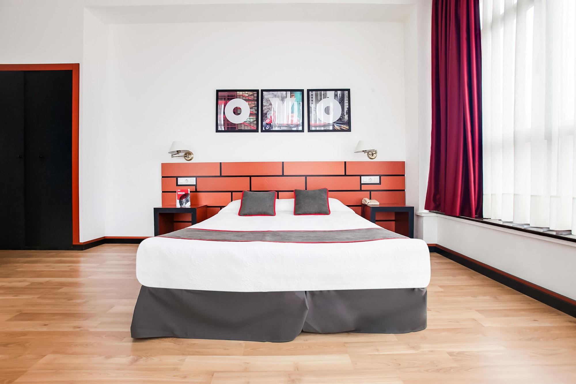 Oyo Hotel Parque Empresarial Aviles Luaran gambar
